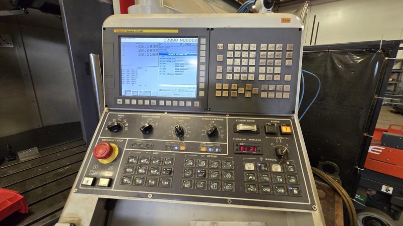 YMT TB–2210 CNC VERTICAL MACHINING CENTER. STOCK # 1004625
