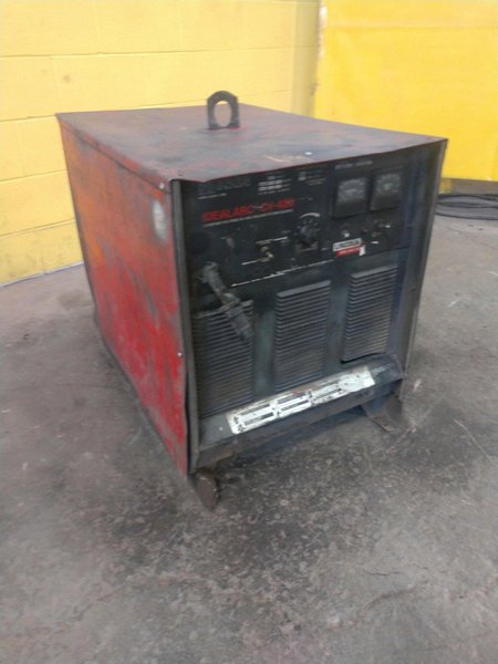 400 AMP LINCOLN ELECTRIC IDEALARC DC-400 WELDER: STOCK #14080