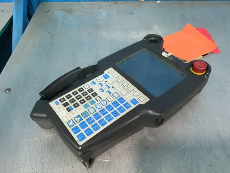 Fanuc  Teach  Pendant  - A05b-2256-c201#es6