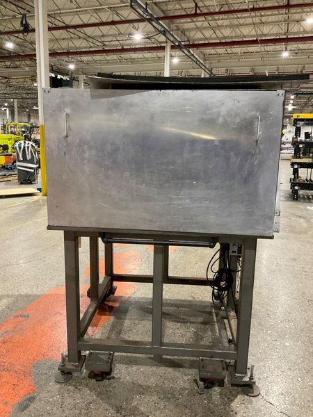 CUSTOME FEEDER COMPANY 14 065 RK FEEDER USED