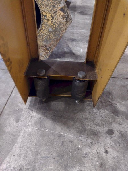 1 TON X 12&#039; X 7&#039; GORBEL FREE STANDING JIB CRANE W/ 1 TON CM LODESTAR ELECTRIC CHAIN HOIST: STOCK #23675