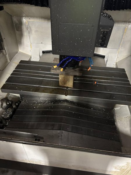 Okuma Genos M560-V VMC, 2021 – 15k Spindle, Chip Conveyor