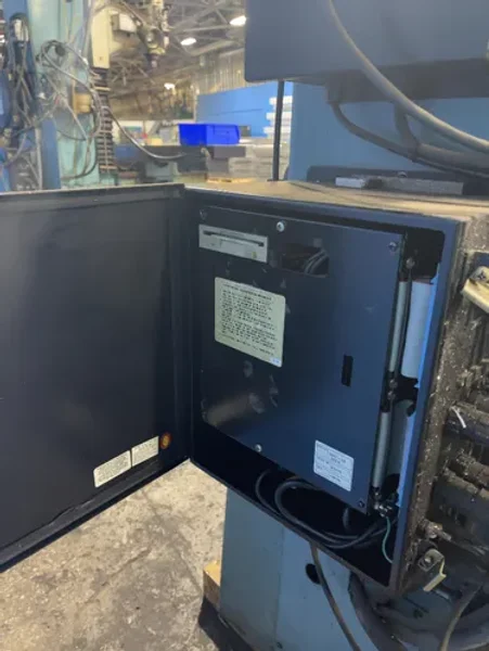 SWI 45” X 10” CNC VERTICAL MILL  -  TRAK-TRM