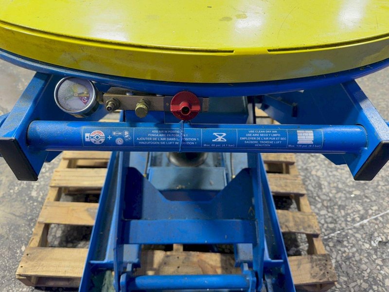 BISHAMON 43" / 4000 LBS PNEUMATIC TURN/LIFT TABLE