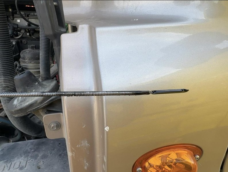 2015 Freightliner Cascadia Sleeper – Detroit DD15 455HP – Eaton 10 Speed – Tandem Axle Highway Tractor