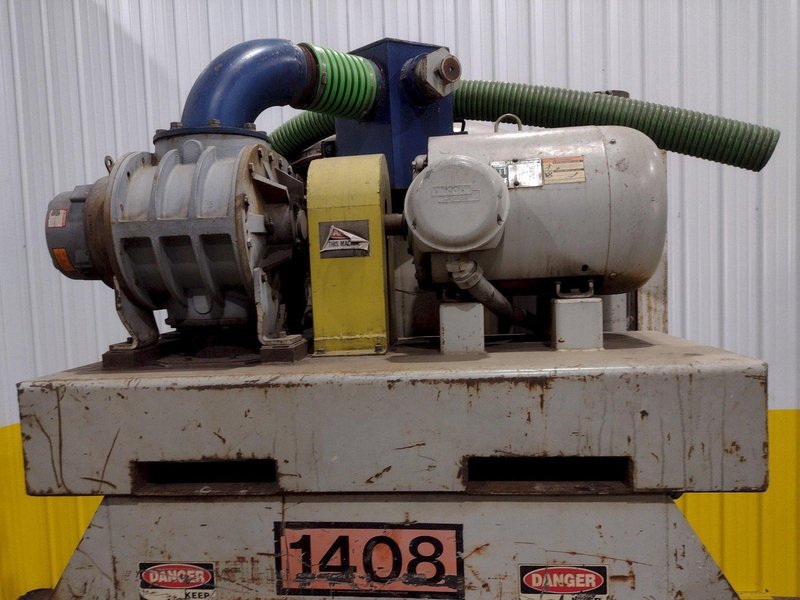 40 HP DEMARCO MAX VAC MODEL #XR40E8 INDUSTRIAL VACUUM &amp; HOPPER: STOCK #19483