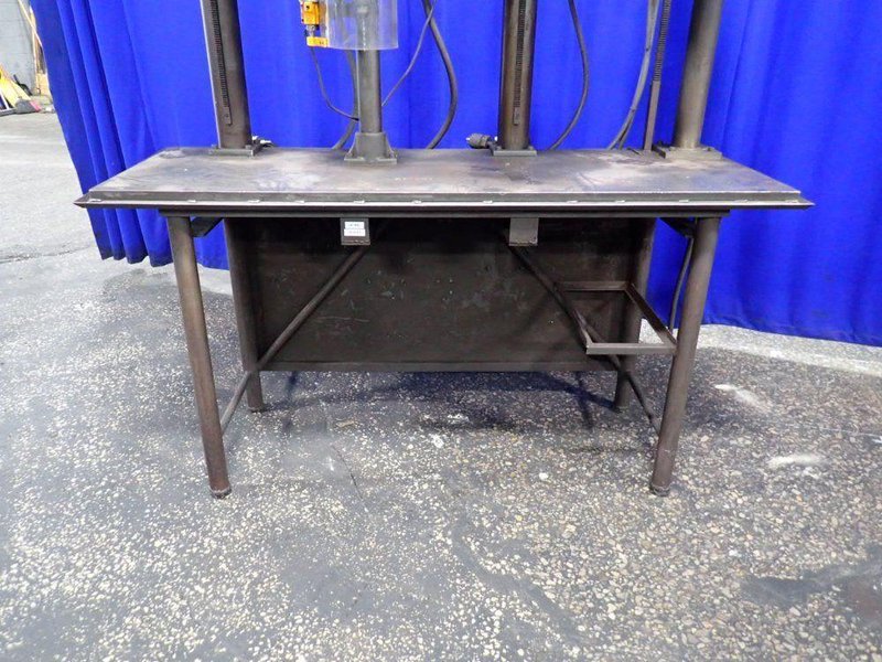 15" DRILL PRESS STATION
