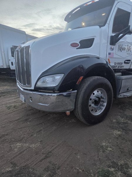 Peterbilt 579 Supertag TRI-AXLE Dump Truck, 2016