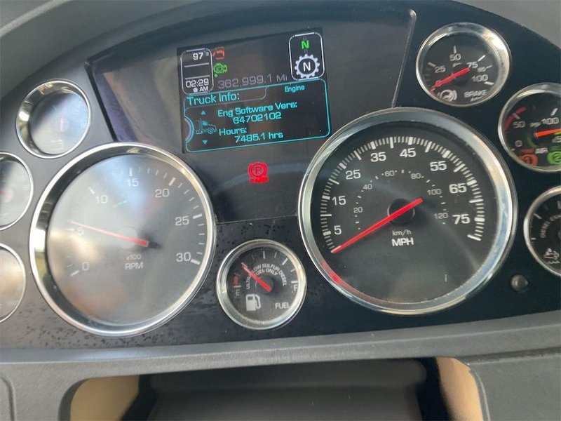 2022 Kenworth T680 1XKYD49X1NJ499802