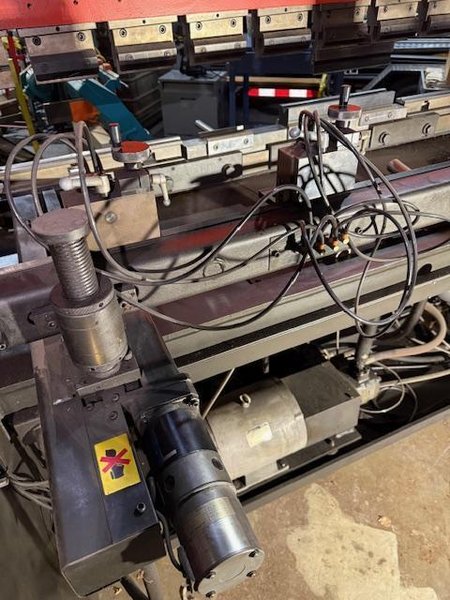 100 Ton x 10′ Amada RG 100S CNC Press Brake, 1991