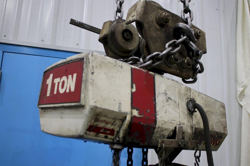 1 TON ELECTRIC HOIST: STOCK #74000