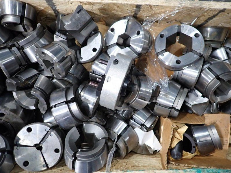 HARDINGE 2 1/16" / 1 1/16" COLLETS  -  HQC-65 / HQC-42