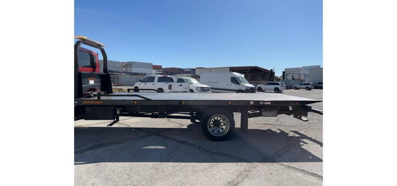 International M607 Rollback Tow Truck, 2025 – Jerr-Dan Style Carrier