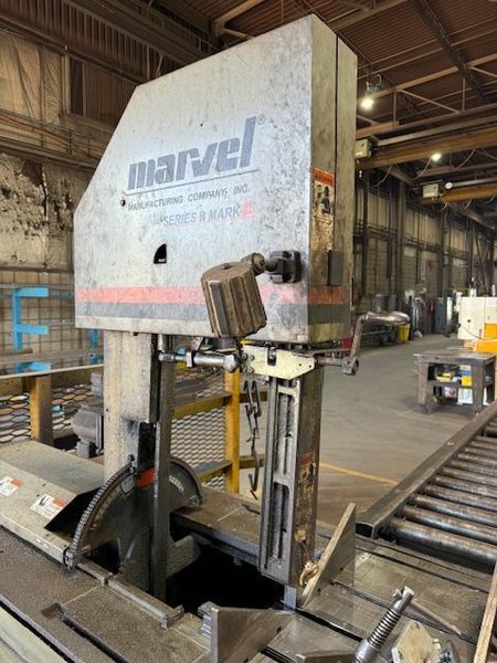 18" X 22" MARVEL 8 MARK 3 VERTICAL BAND SAW STOCK #3815