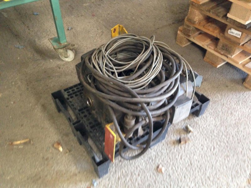 Konecranes - 25 ton + 2 carriages