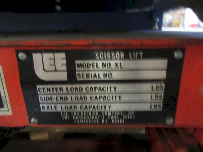 Presto XL36-20 Scissor Lift Table, Max Load 2000 LBS, 48" x 24" Table, Remote Foot Trip- Auction Item