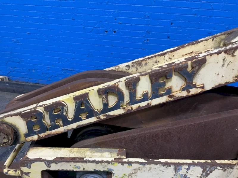 BRADLEY 10,000 LBS LIFTER