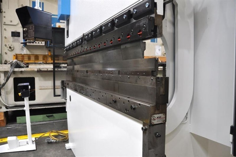 Safan - DNCS 50 ton x 2050 mm CNC