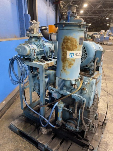 TUTHILL CORPORATION 7.5 HP VACUUM PUMP  -  KTC 112