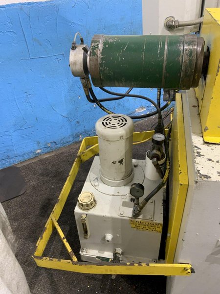 8,000 LB X 18" DALLAS MODEL DPR-818 MOTORIZED UNCOILER: STOCK #80819