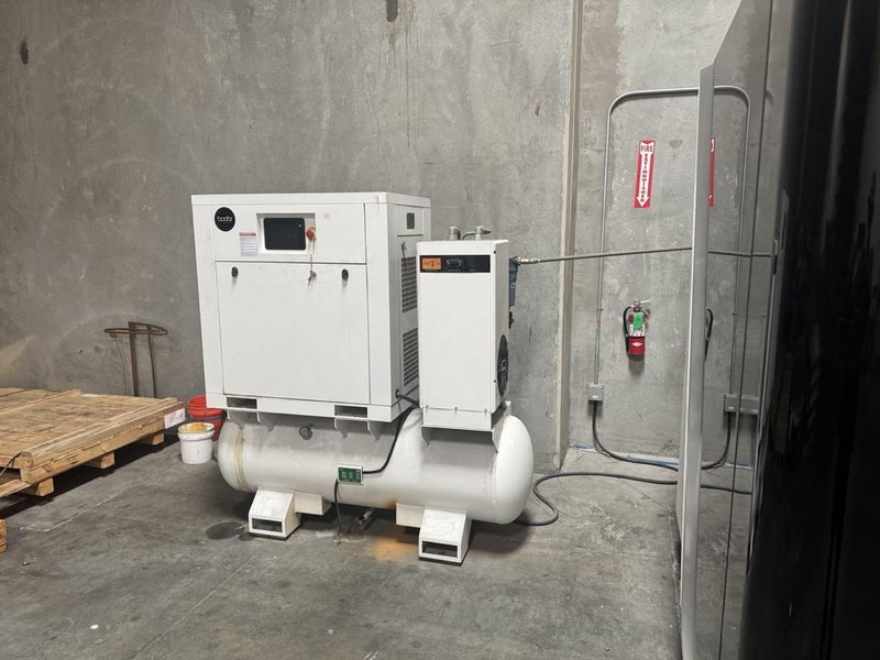 6,000 Watt Bodor i7 Fiber Laser, 2023 – 5′ x 10′ Bed, Spare Head, Fume Filter