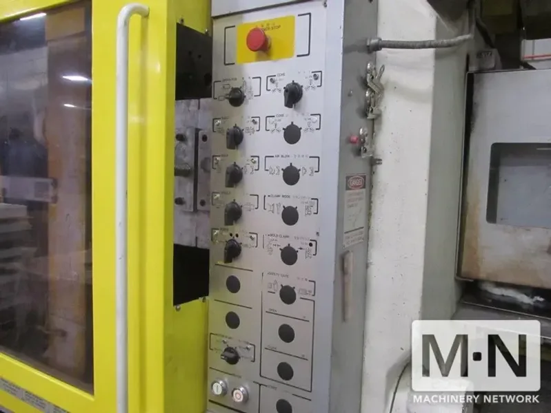 610 TON 124 OZ TOSHIBA MODEL ISF610-SII-59B INJECTION MOLDING MACHINE MFG 1994