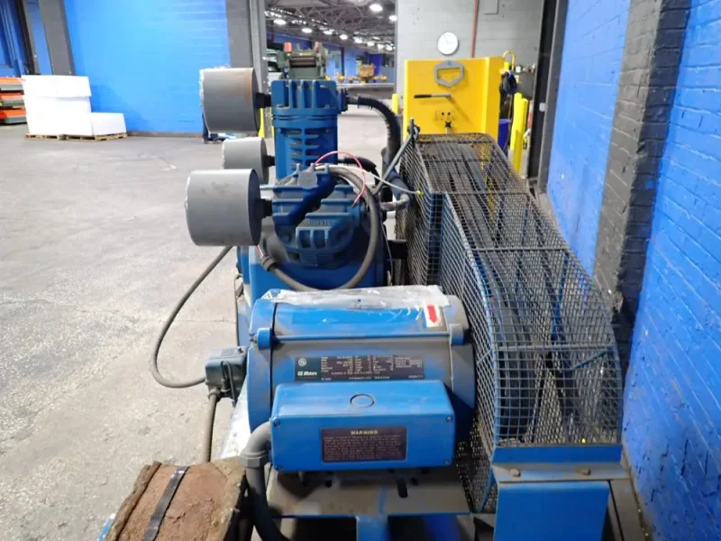 QUINCY 109 GAL AIR COMPRESSOR  -  QRDS15