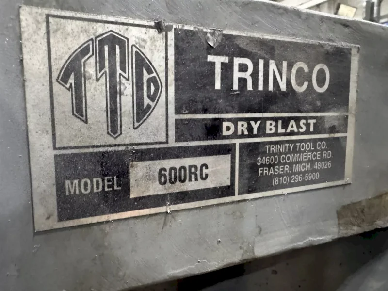 TRINCO 404X40SE DELUXE BLAST CABINET: YOBRO #25758