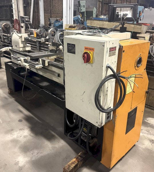 19" x 54" Leblond Makino Lathe Servo-Shift 25-1000 RPM, 3" Hole, Inch/mm, Taper, 10 HP