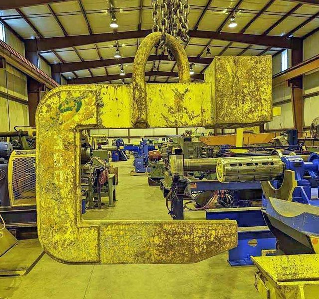 30,000# x 36" C-Hook
