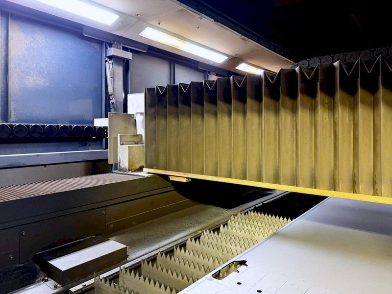 Mitsubishi ML3015NX-F40 Fiber Laser