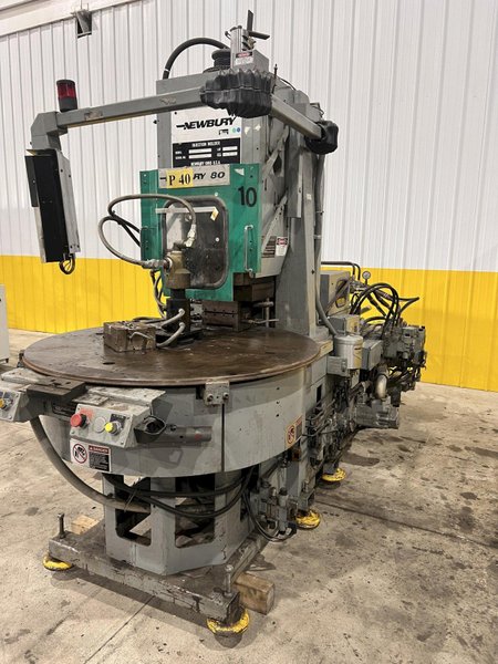 80 TON NEWBURY MODEL #V580BRS INJECTION MOLDER: STOCK #20099