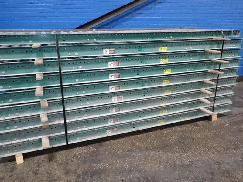AUTOMATED CONVEYOR SYSTEMS 31" x 120" ROLLER CONVEYOR