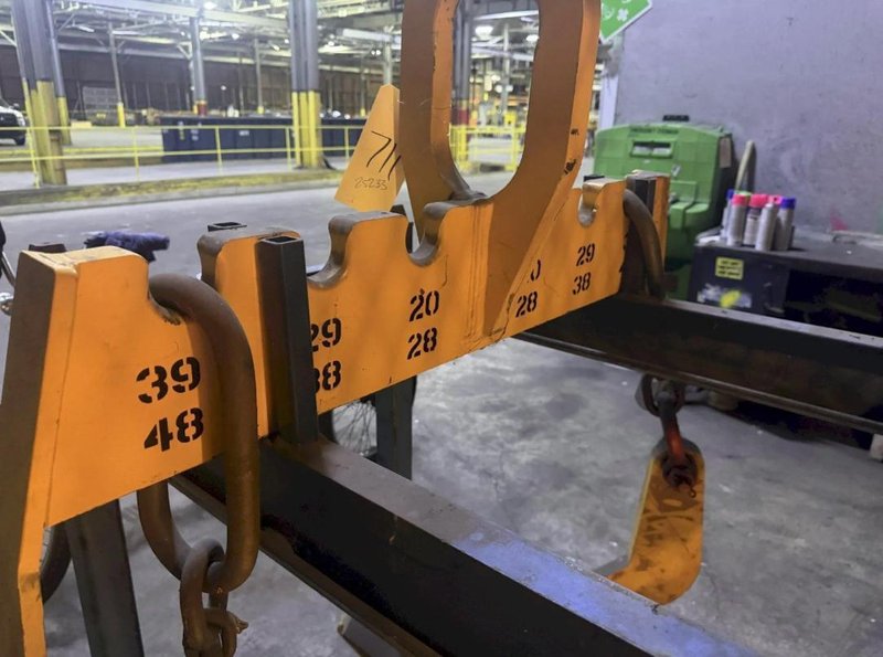 10 TON #NACL-10-48 HARRINGTON KITO NARROW ARM COIL LIFT PICKER. STOCK # 0435326