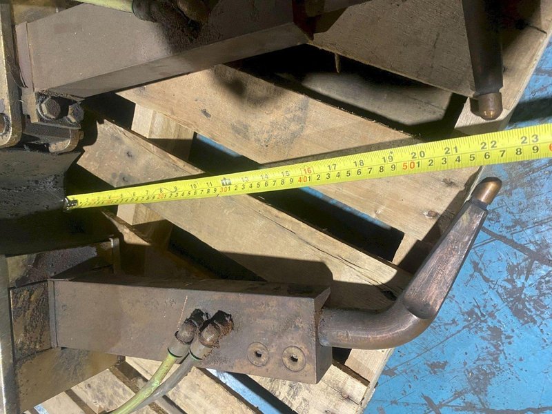 CENTERLINE CFSPIN-040-040-097 Pinch Type Weld Gun USED