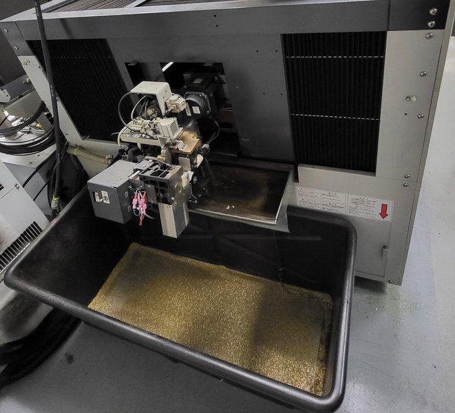 Mitsubishi FA20S Advance CNC Wire EDM, 2011 -Auto Wire Threading, 4-Sided Table, Wire Chopper