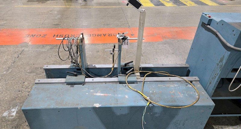 HINES HC100 ENGINE AND ROTOR BALANCER USED