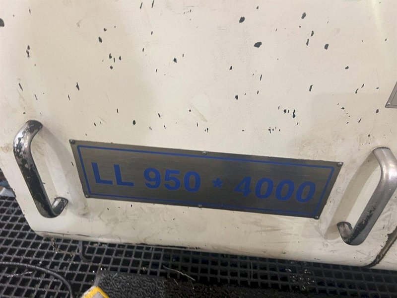 2009 L&amp;L Machinery LL950-4000 Flatbed CNCLathe For Sale