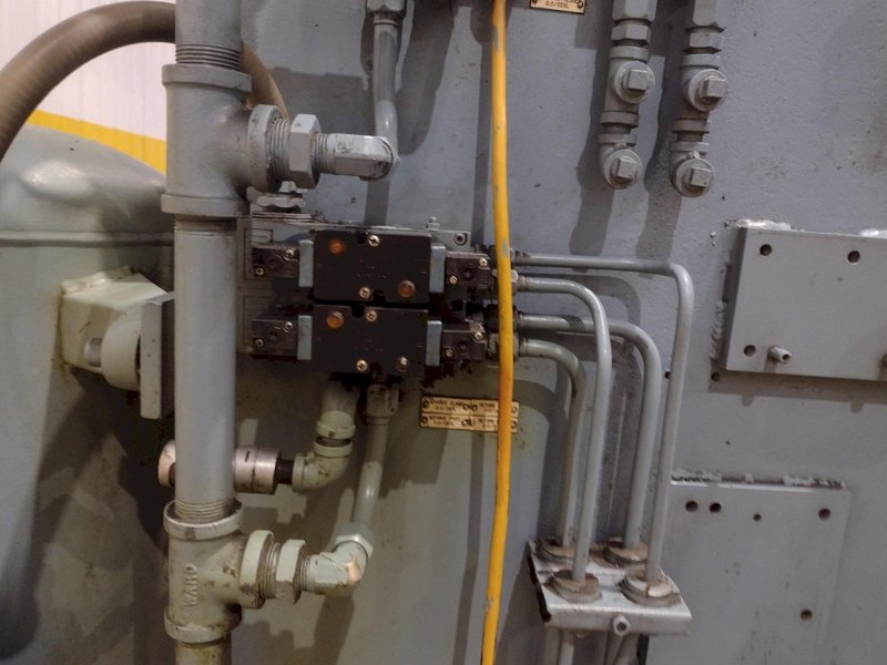 BTM TOG-L-LOC B-20H 4.5 STROKE SHEET METAL JOINING MACHINE: YOBRO #24799