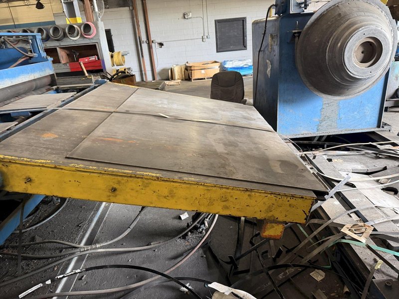 72" X .250" WEAN-UNITED HYDRAULIC CROP SHEAR WITH PEELER TABLE. STOCK # 0771326