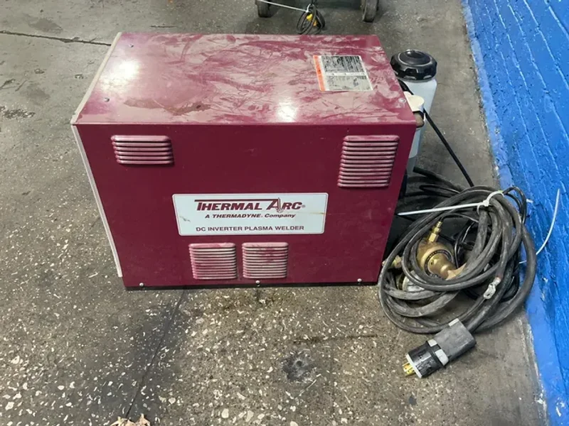 THERMAL ARC 150 A WELDER  -  ULTIMA150