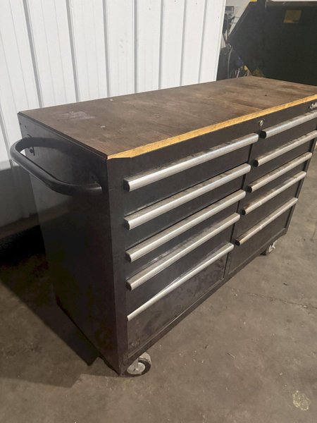 10 DRAWER HUSKY TOOL CART CABINET WITH CASTERS: STOCK 16463