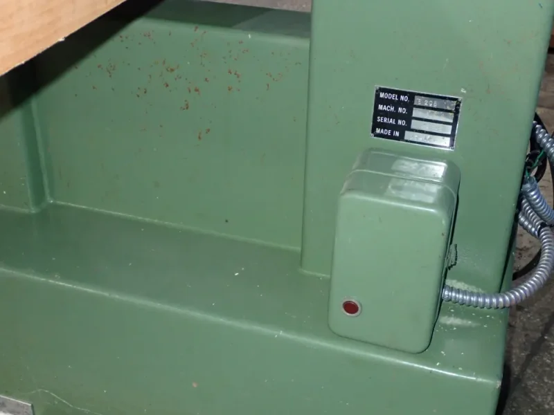 OMW 28" THROAT ROUTER  -  E205