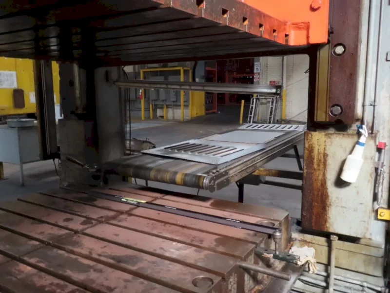 400 TON CLEARING NIAGARA SC2-400-120-60 STRAIGHT SIDE DOUBLE CRANK PRESS(NEW IN 1998) STOCK # 0328626