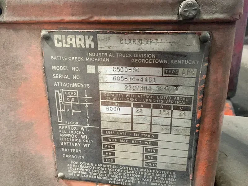 CLARK 6000 LBS PROPANE FORKLIFT  -  C500-60