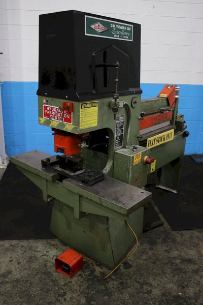 4&quot; X 4&quot; X 3/8&quot; METAL MUNCHER HYDRAULIC IRONWORKER:  STOCK #75682
