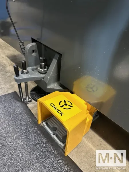 HAAS ST-15Y CNC Lathe w/Live tooling , 2021 - Brand New, 5 hours (testing only)