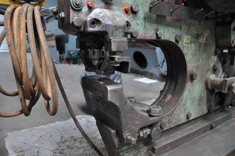 Peddinghaus 210/16 - 60 ton