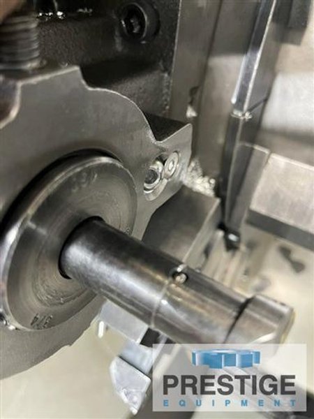 Lathes CNC Three Axis Or More