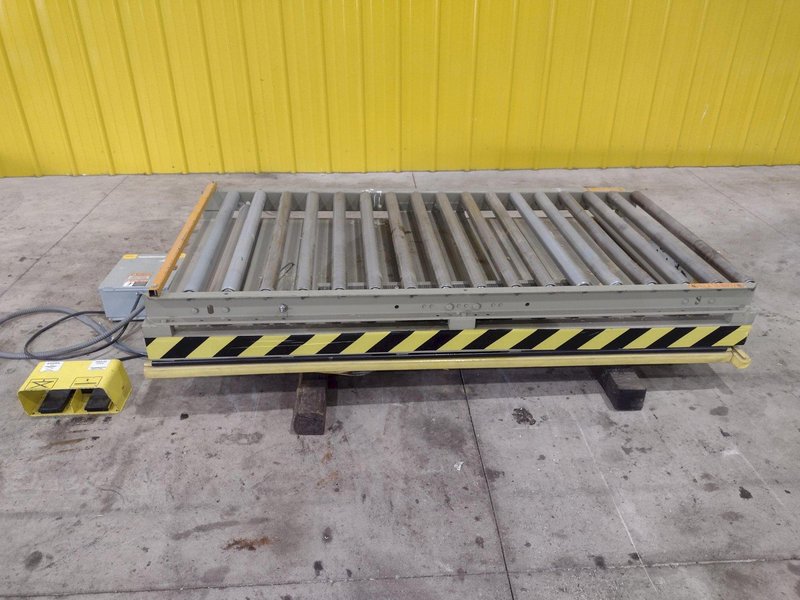 4,000 LB X 72" X 36" SOUTHWORTH MODEL #LS4-36 HYDRALUIC LIFT TABLE WITH ROLLER TOP: STOCK #20898